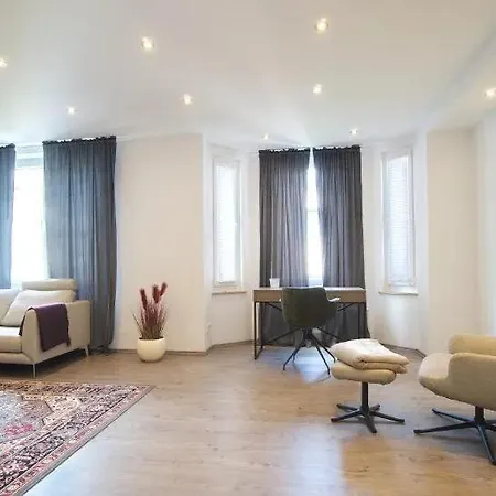 Luxurioese 2,5 Oase Komplett Ausgestattet In Lage Apartment *