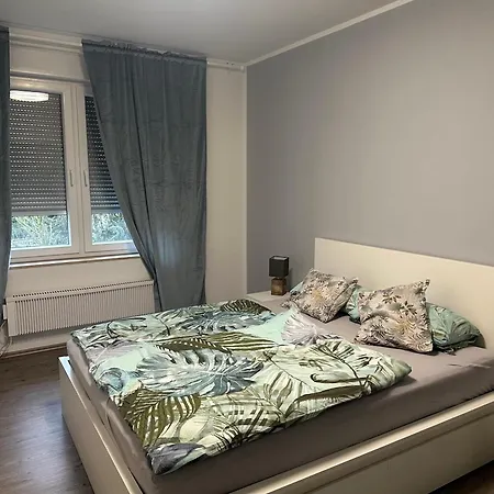 Luxurioese 2,5 Oase Komplett Ausgestattet In Lage